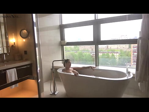 ❤️ Sayang yang luar biasa dengan penuh semangat menyentak vaginanya di kamar mandi Porn keras di id.dickies-shop.ru